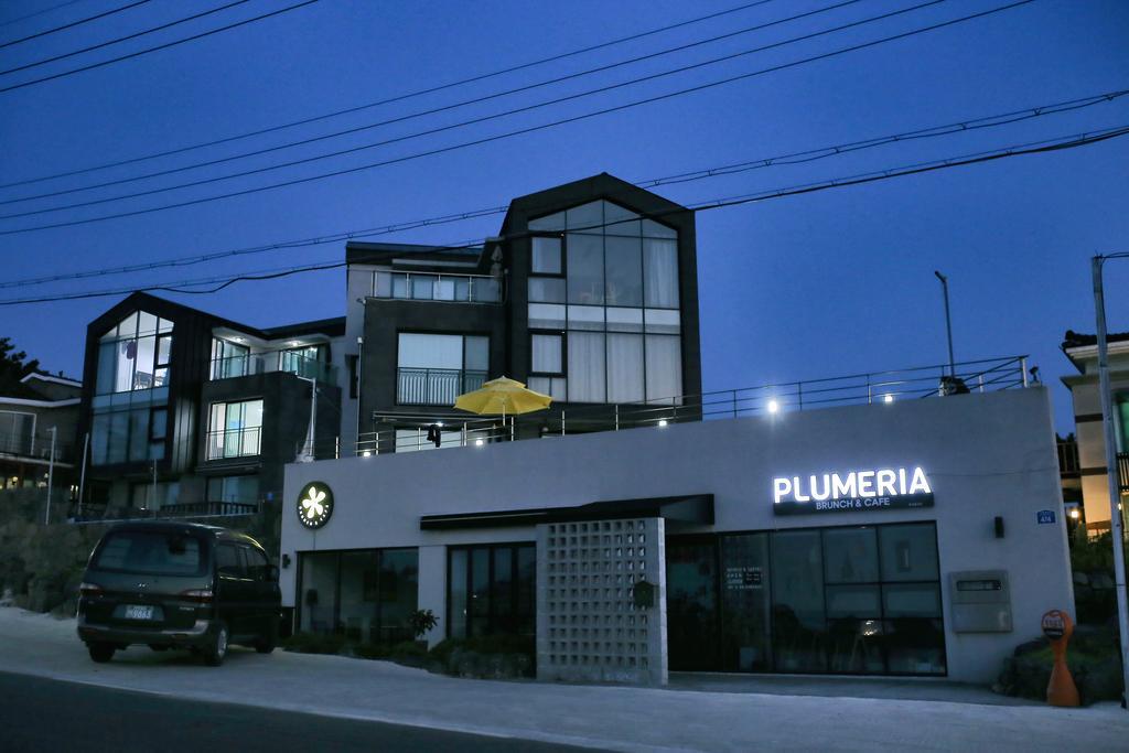 Plumeria Pension Jeju Esterno foto