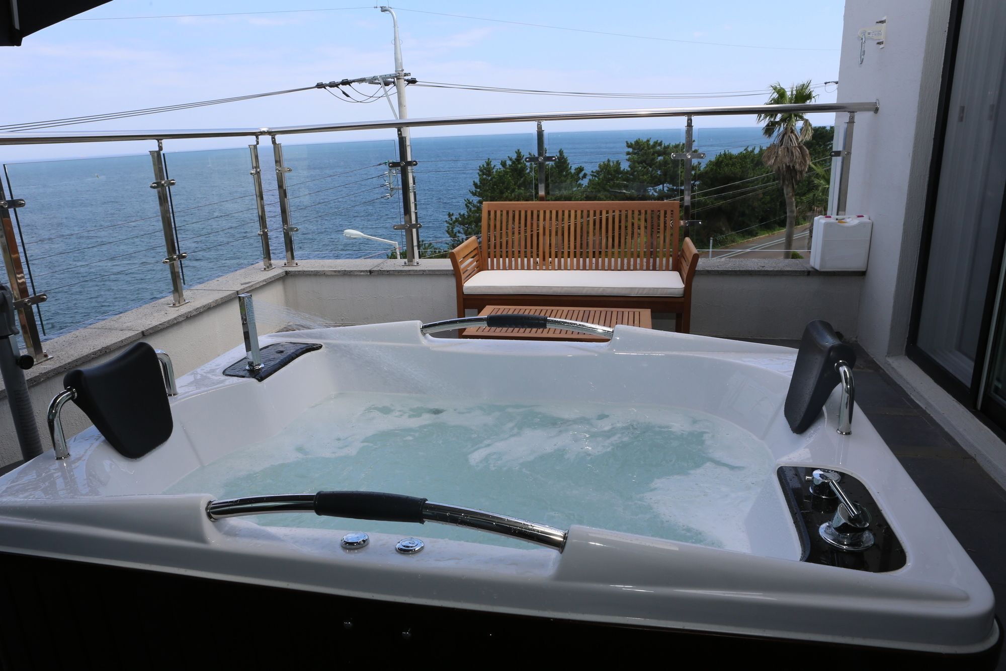 Plumeria Pension Jeju Esterno foto