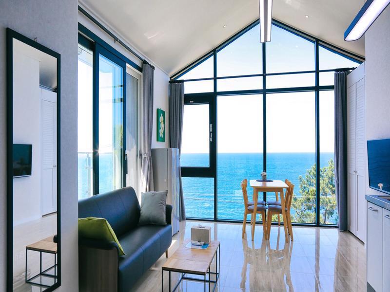 Plumeria Pension Jeju Esterno foto